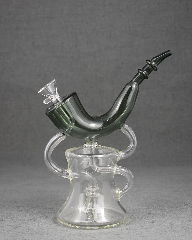 Recycler bong with banger