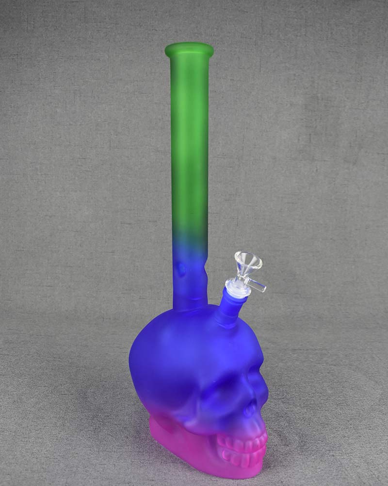 Gradient skull bong beaker base bong